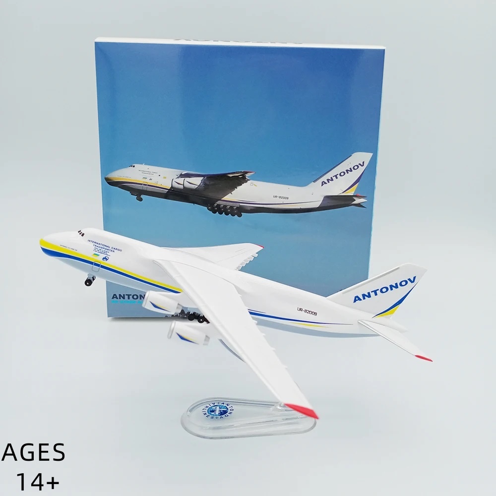 1:400 Scale Antonov An-124 Tra - огляд і ціна Model Airplane Plastic